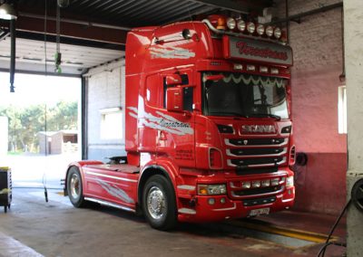 Herstellen carrosserie en lakspuiterij West-Vlaanderen