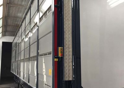 Herspuiten veecontainer - vrachtwagen